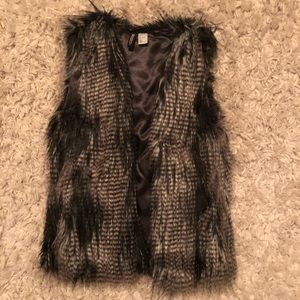H&M Faux Fur Vest